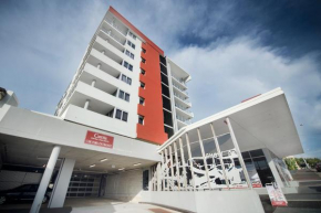 Гостиница Curtis Central Apartments  Гладстон